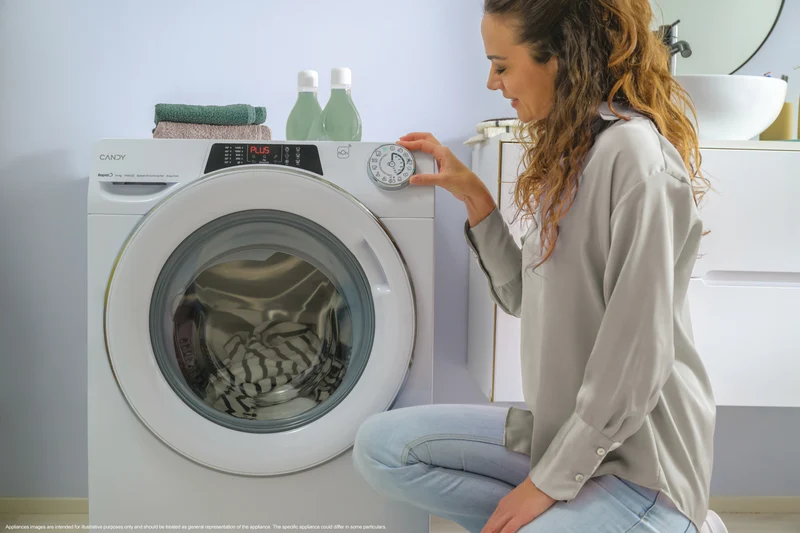 Lavatrice Libera Installazione Caricamento Frontale Candy RapidÓ RO 1494DWMT/1-S 9 kg 1400 Giri/min Bianco Classe A