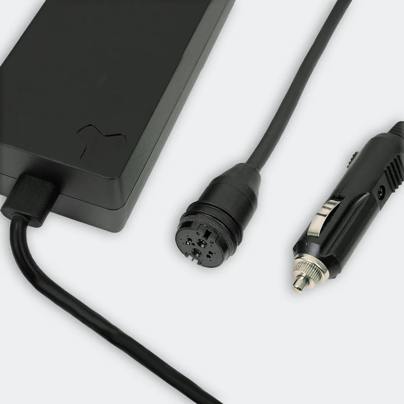 12 V CAR CHARGER