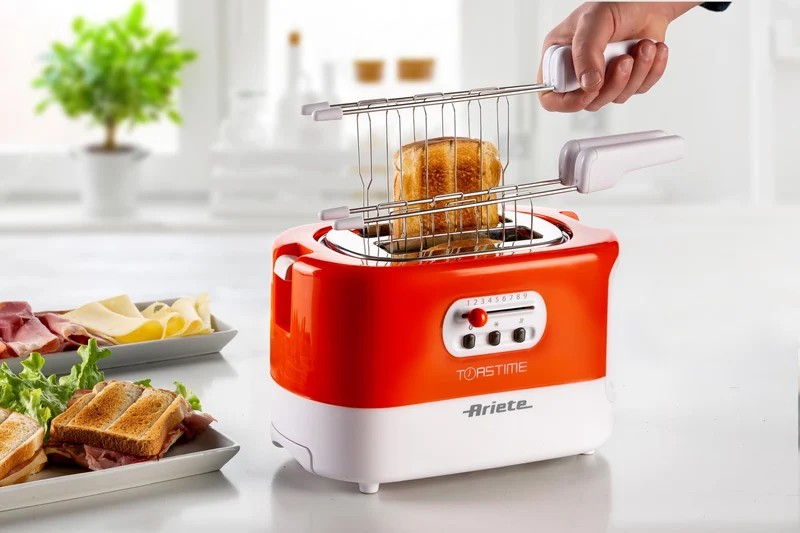 Tostapane con Pinze Ariete 159 Toastime 700 Watt Bianco e Arancio