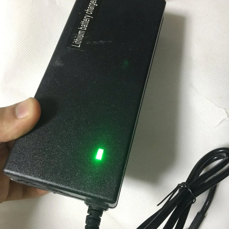 Li-ion Charger 67.2V 2A for Wheelbarrow Electric Scooter Skateboard 60V with XLR 3-pin 12mm DC