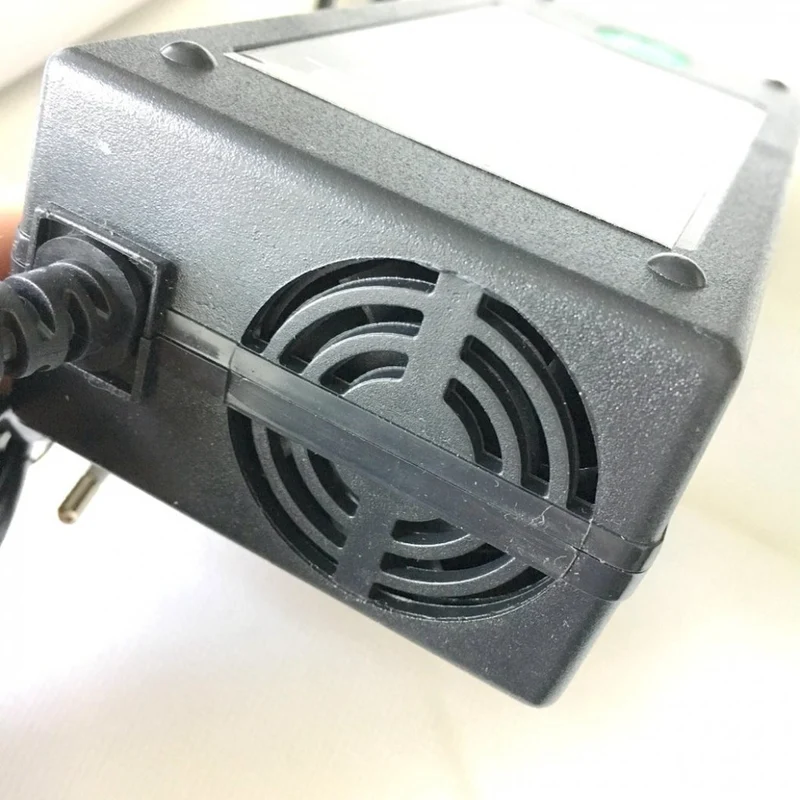 Li-ion Charger 67.2V 2A for Wheelbarrow Electric Scooter Skateboard 60V with XLR 3-pin 12mm DC